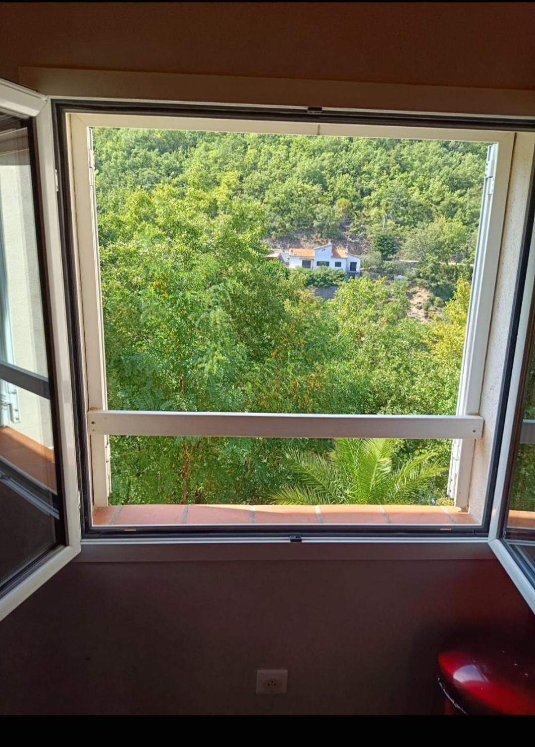 Joli Entre Et Montagne Proche De Appartement *